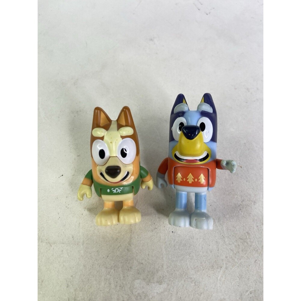 Bluey Bingo Wearing Holiday Sweater Replacement Figures Toy Cake Topper Lot of 2